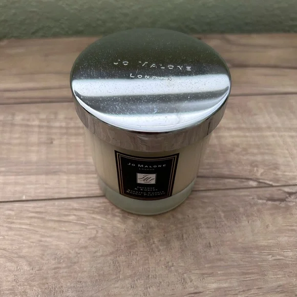 Jo Malone Cream Candle with Silver Lid - Picture 3 of 6